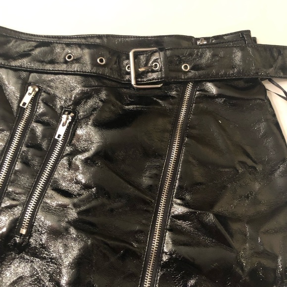 Forever21 Black Faux Leather Belted Mini Skirt NWT - Picture 3 of 8